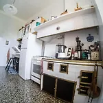 Small Shared House Terrace Above Affittacamere